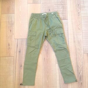 Green cargos